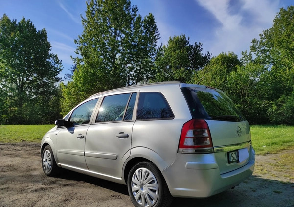 Opel Zafira cena 12000 przebieg: 338000, rok produkcji 2006 z Zabrze małe 407